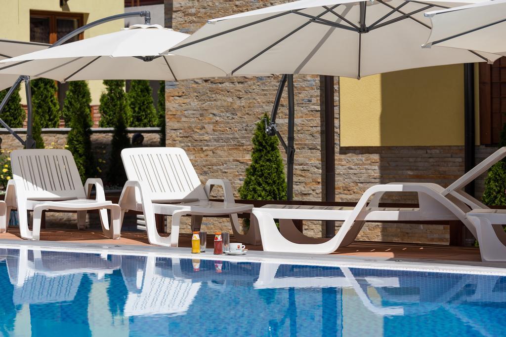 זלאטיבור Vila Barovic And Spa מראה חיצוני תמונה