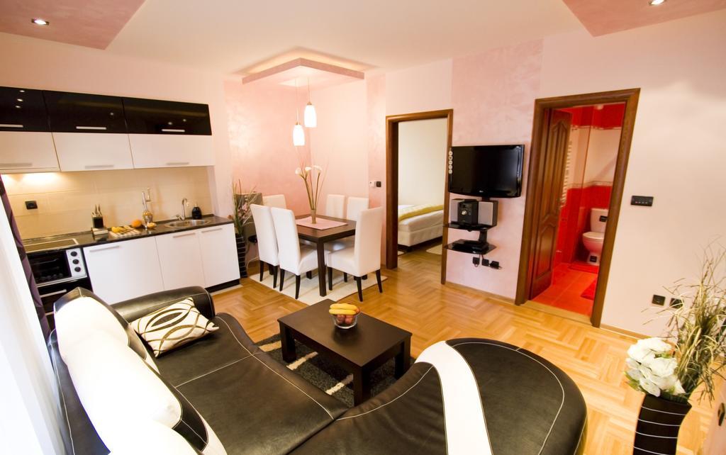 זלאטיבור Vila Barovic And Spa חדר תמונה